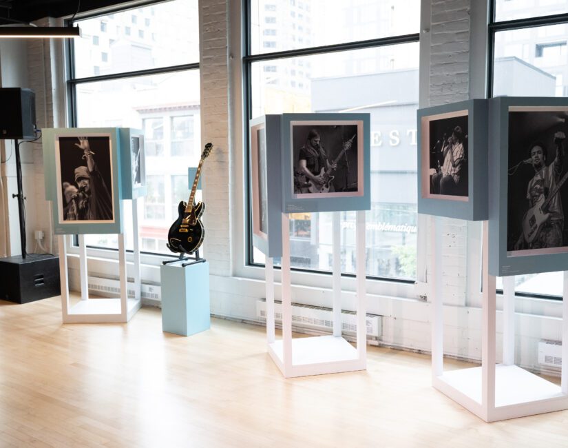 exposition-festival-jazz-affichage-bleu