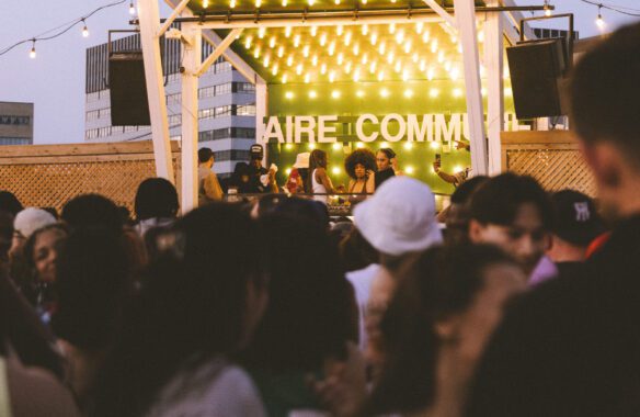 Aire commune à Esplanade Louvain